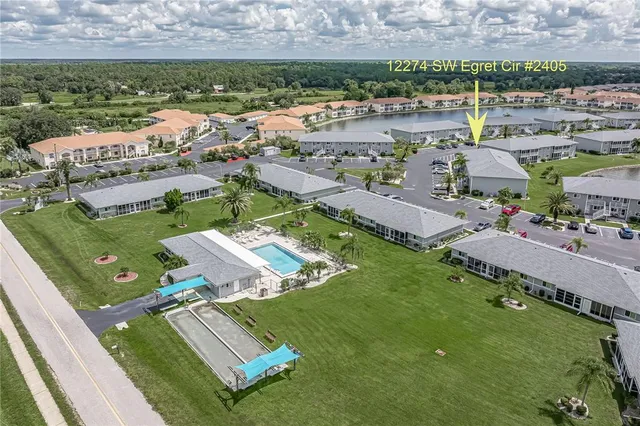 $166,500 | 12274 Southwest Egret Circle, Unit 2405, Lake Suzy, FL 34269