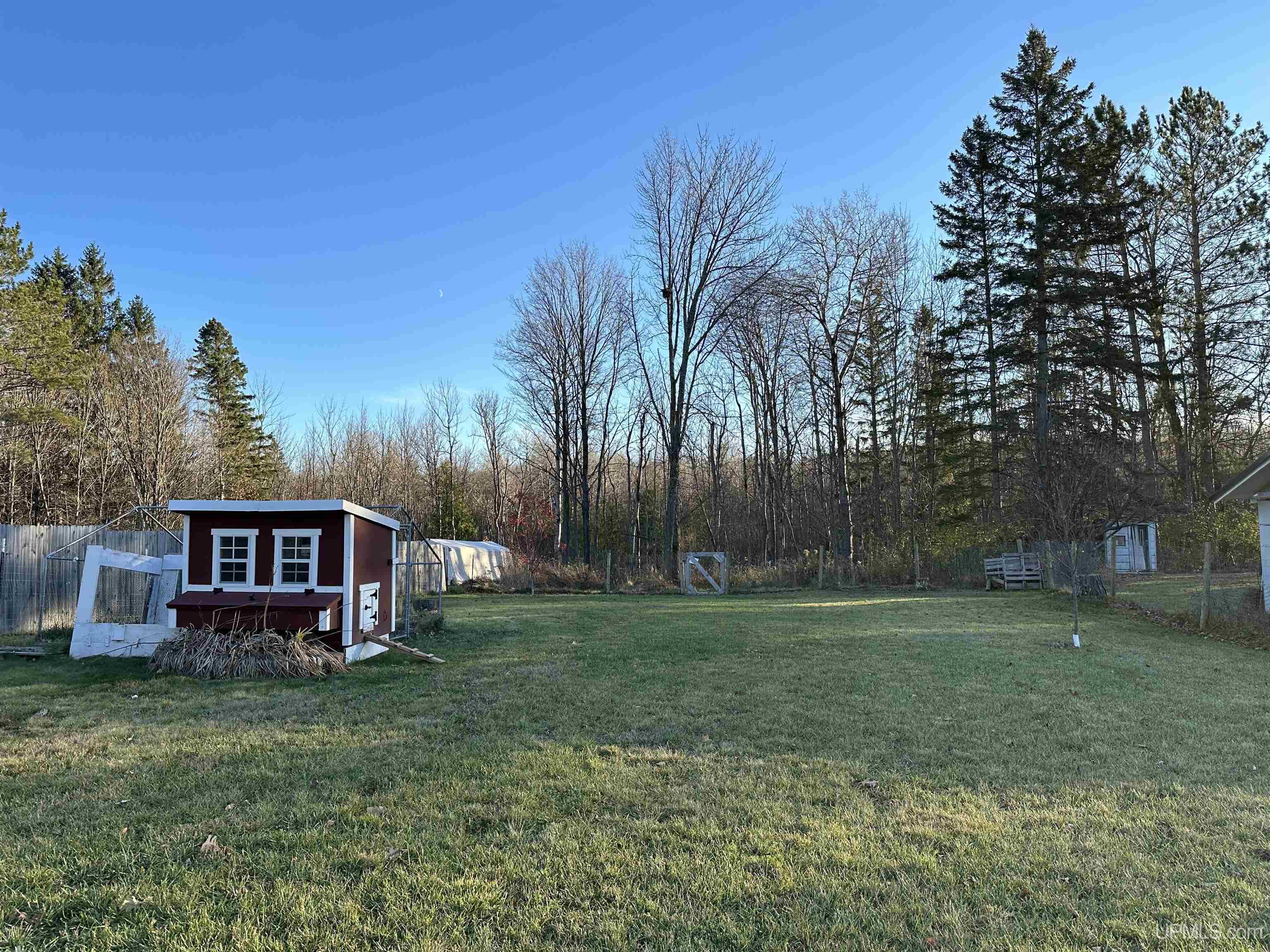 5281 Sunset Road Ironwood, MI 49938 - Photo 49 of 51