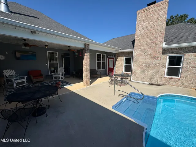 $499,000 | 8612 Highway 84, McCall Creek, MS 39647