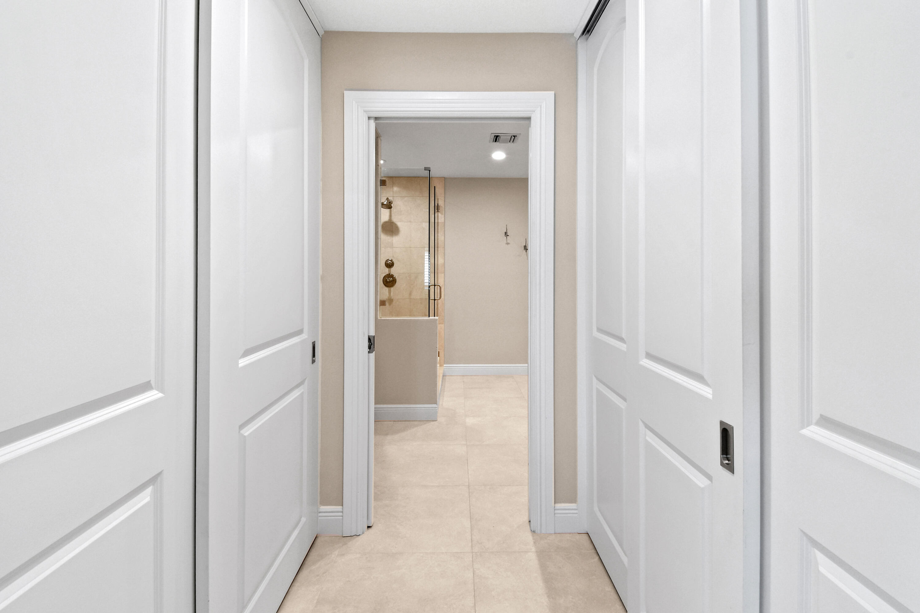 259 River Park Drive Jupiter, FL 33477 - Photo 14 of 39 259RiverParkDr_32