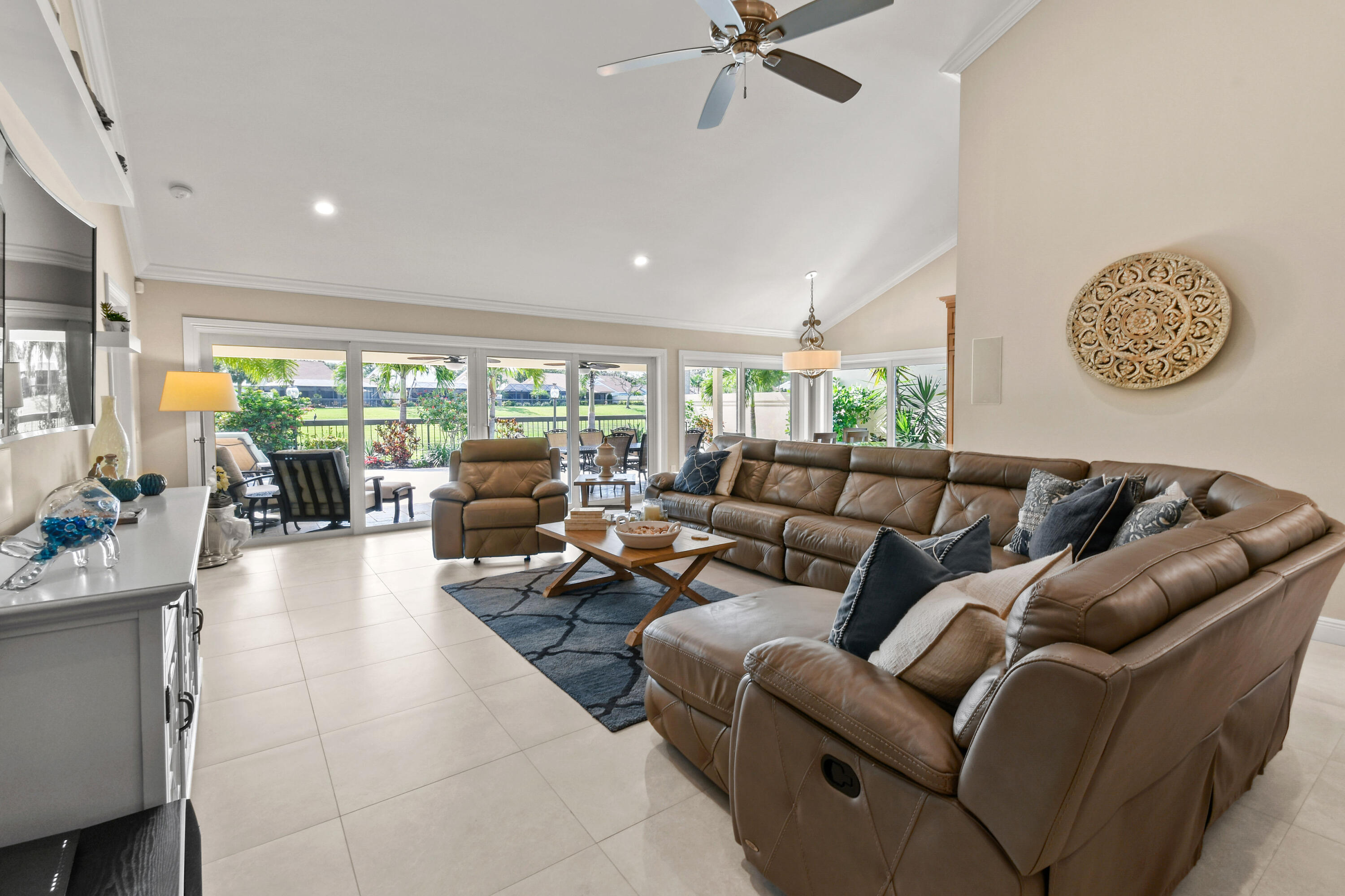 259 River Park Drive Jupiter, FL 33477 - Photo 5 of 39 259RiverParkDr_15