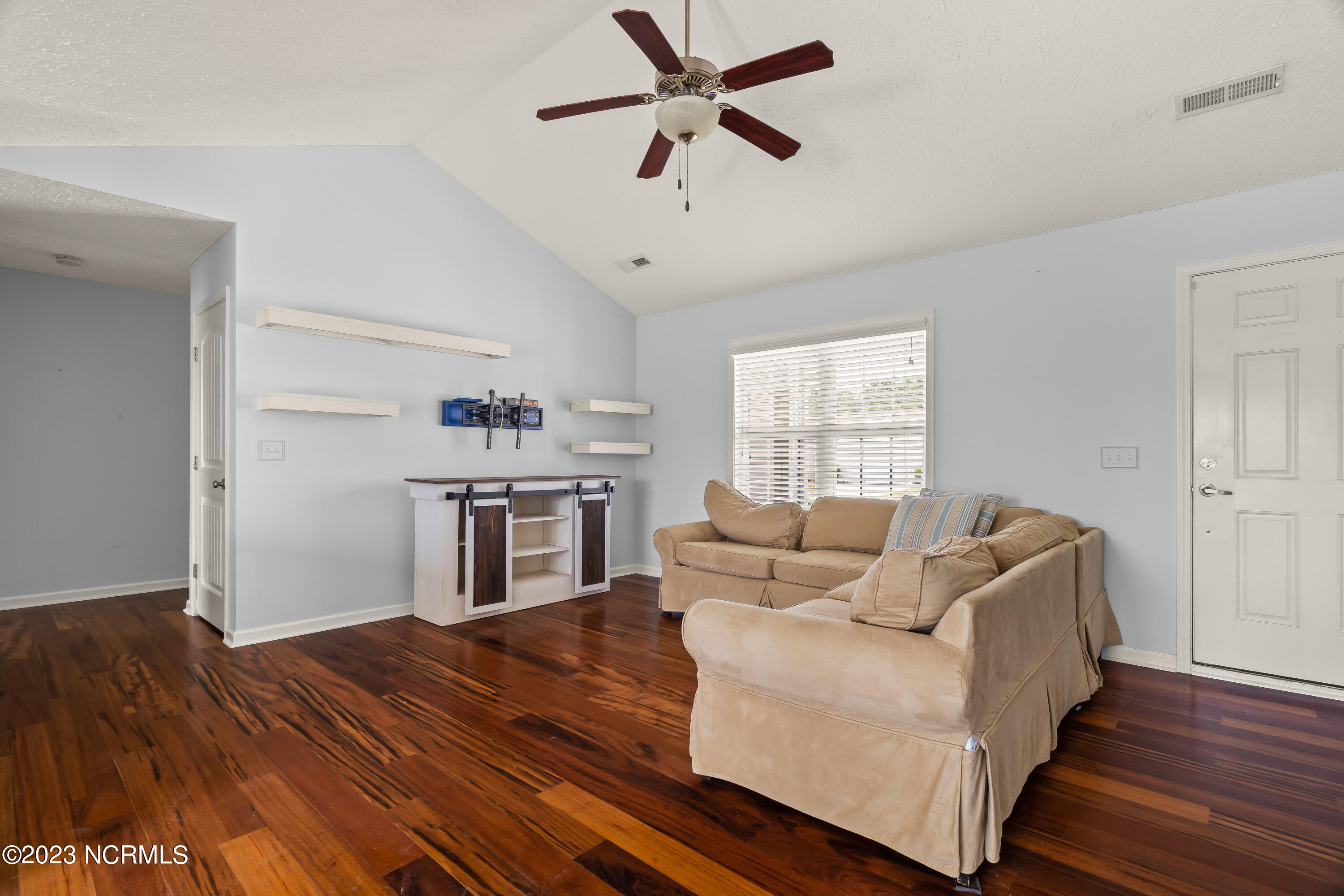 216 Belvedere Drive Holly Ridge, NC 28445 - Photo 5 of 37 5