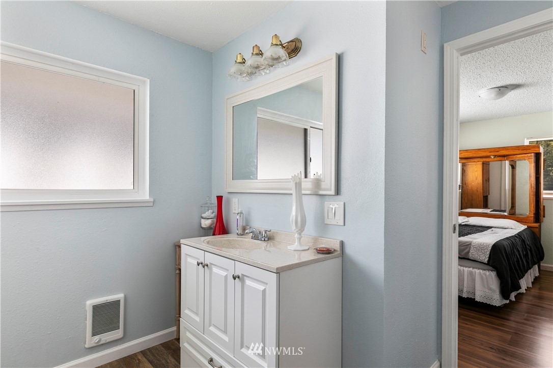 902 Coolidge Road Aberdeen, WA 98520 - Photo 22 of 35 Gallery Image 22