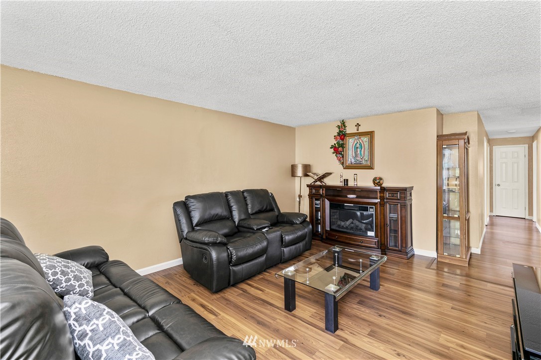 902 Coolidge Road Aberdeen, WA 98520 - Photo 7 of 35 Gallery Image 7