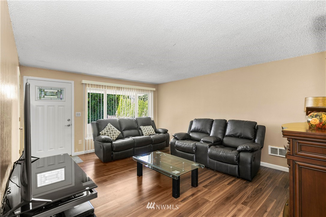 902 Coolidge Road Aberdeen, WA 98520 - Photo 9 of 35 Gallery Image 9