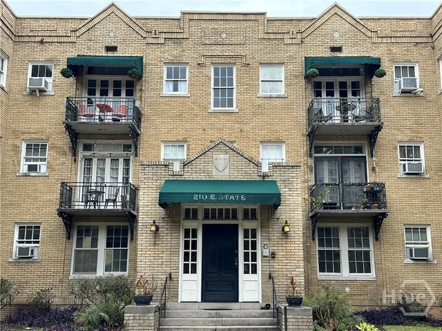 $429,000 | 210 East State Street, Unit 35, Savannah, GA 31401