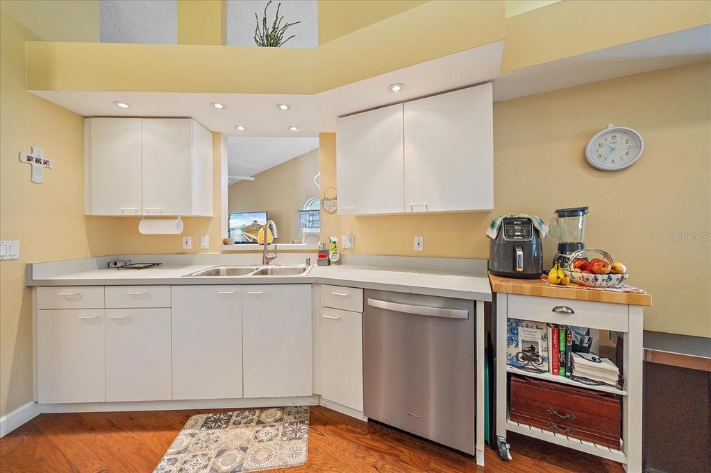 4872 Limetree Lane Venice, FL 34293 - Photo 8 of 25