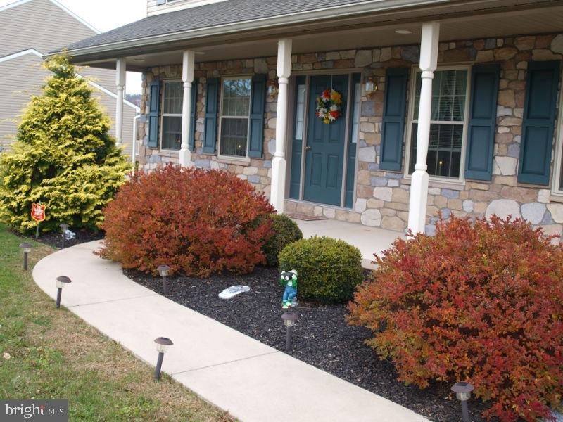 1358 Horning Road Denver, PA 17517 - Photo 2 of 27
