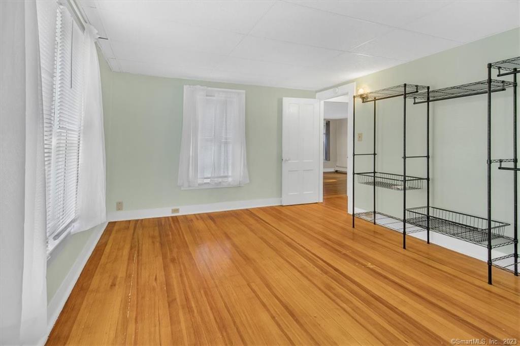 56 Winter Street Manchester, CT 06040 - Photo 17 of 36