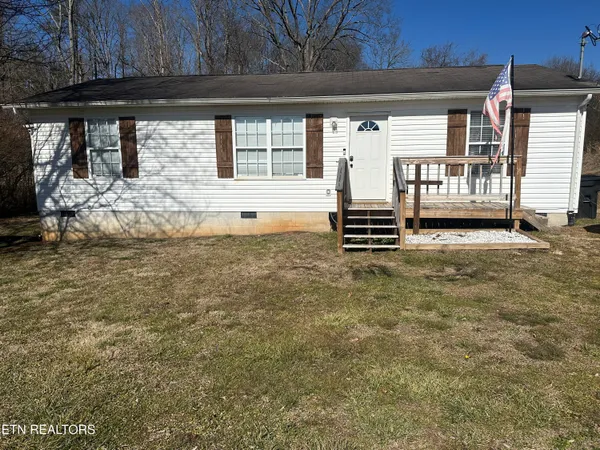 $252,000 | 141 Edgewood Drive, Sweetwater, TN 37874