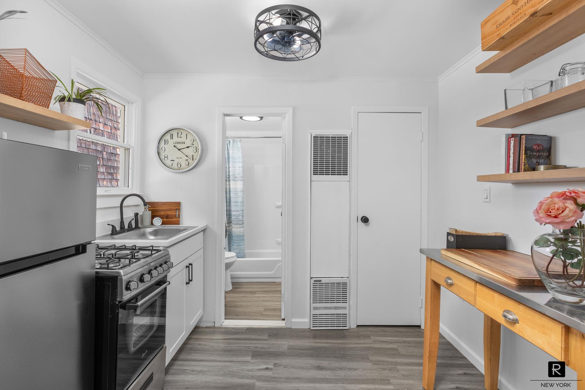 32 Tier Street Bronx, NY 10464 - Photo 12 of 23