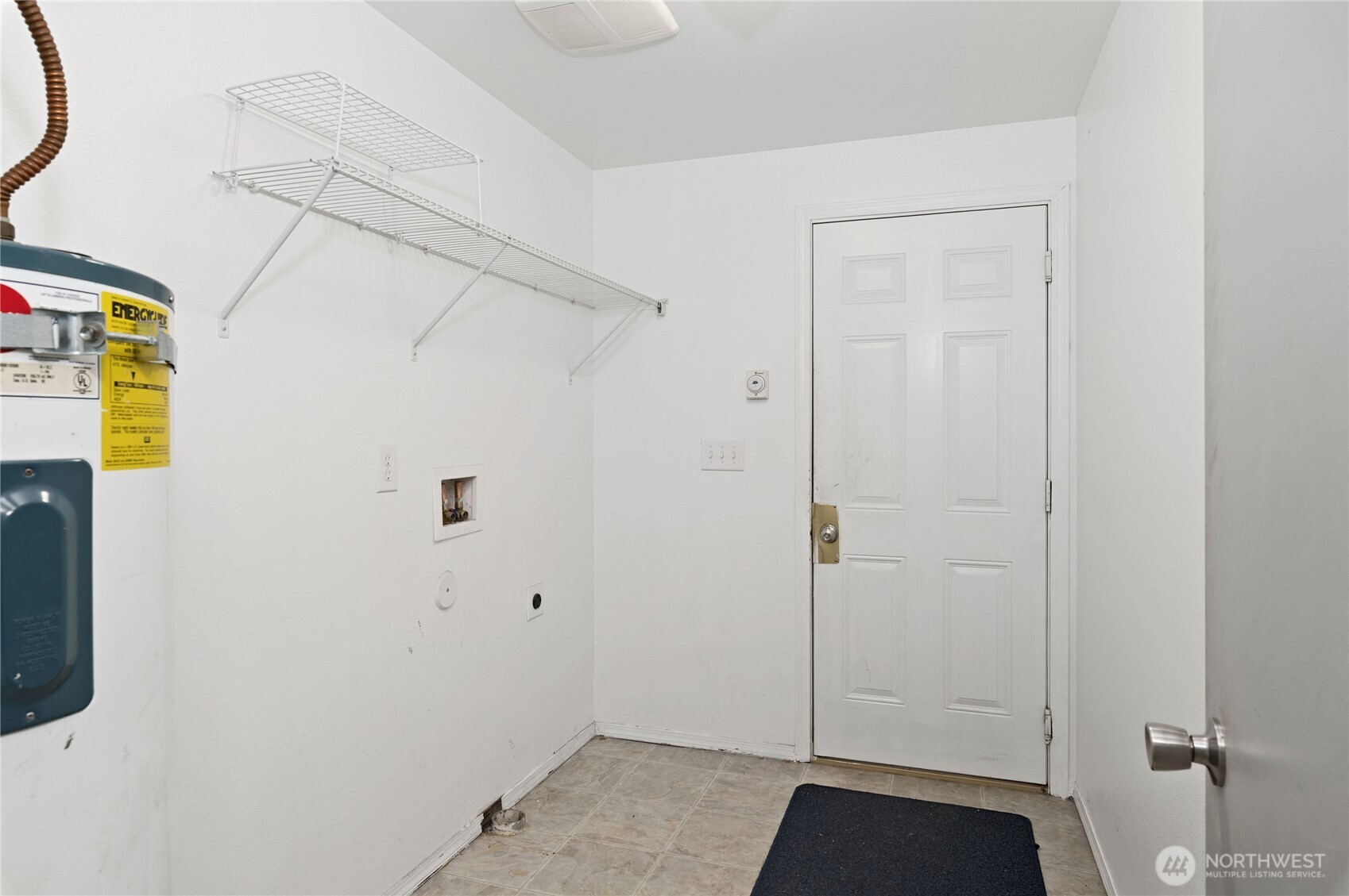 5151 East Pickering Road Shelton, WA 98584 - Photo 19 of 27 a view of small space