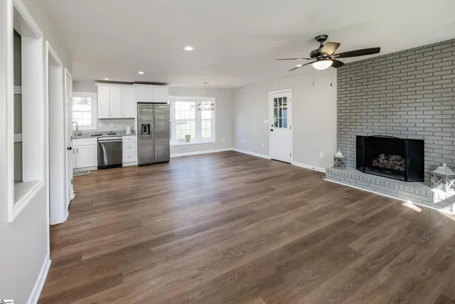 $325,000 | 7 Lisa Drive, Williamston, SC 29697