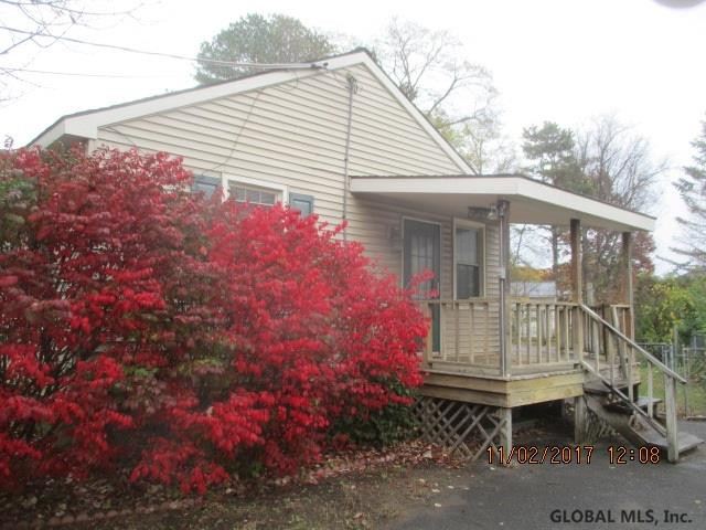 1442 Dunnsville Road Rotterdam, NY 12306 - Photo 4 of 25 Photo 4