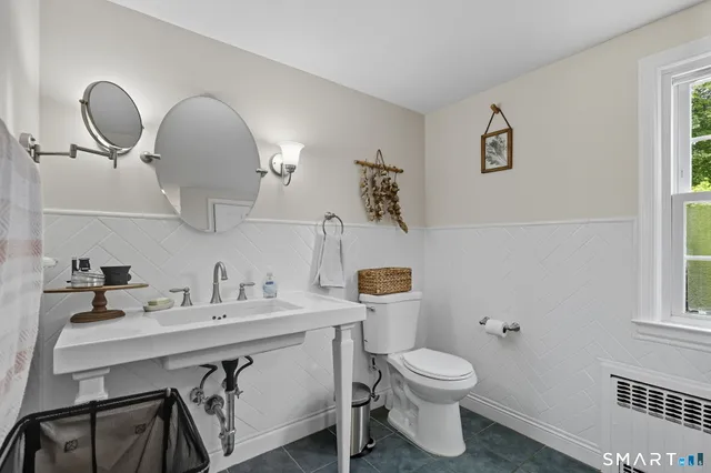 $3,500 | 104 Bentwood Road, West Hartford, CT 06107