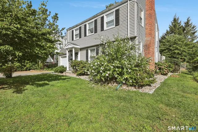 $3,500 | 104 Bentwood Road, West Hartford, CT 06107