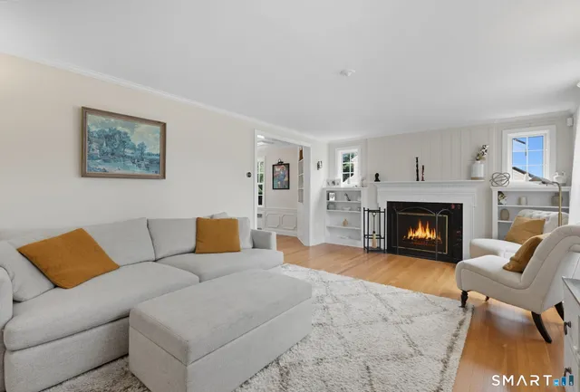 $3,500 | 104 Bentwood Road, West Hartford, CT 06107