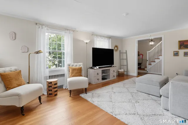 $3,500 | 104 Bentwood Road, West Hartford, CT 06107