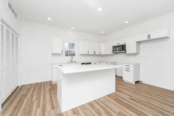 $218,500 | 180 South Snyder Street, Marcellus, MI 49067