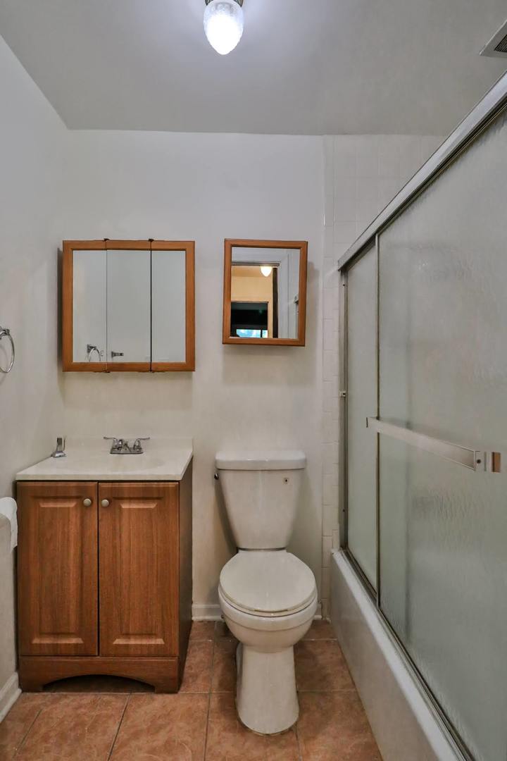 1085 Valley Lane, Unit 216 Hoffman Estates, IL 60169 - Photo 18 of 18