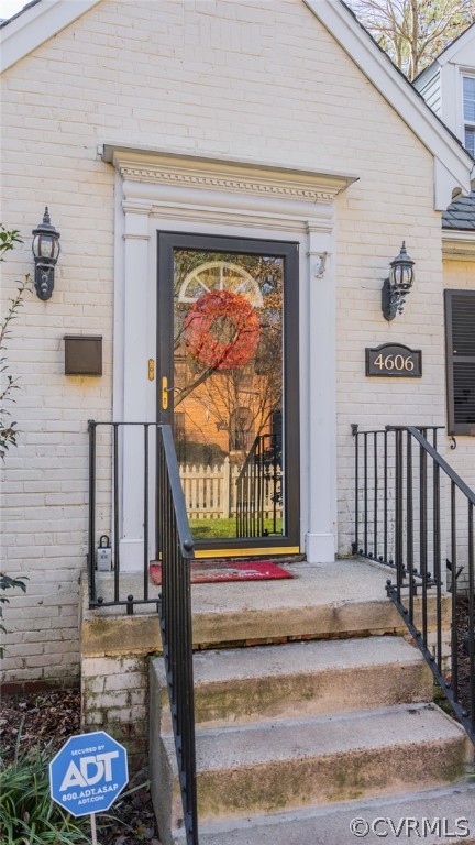 4606 Devonshire Road Richmond, VA 23225 - Photo 2 of 39 Gallery Image 2