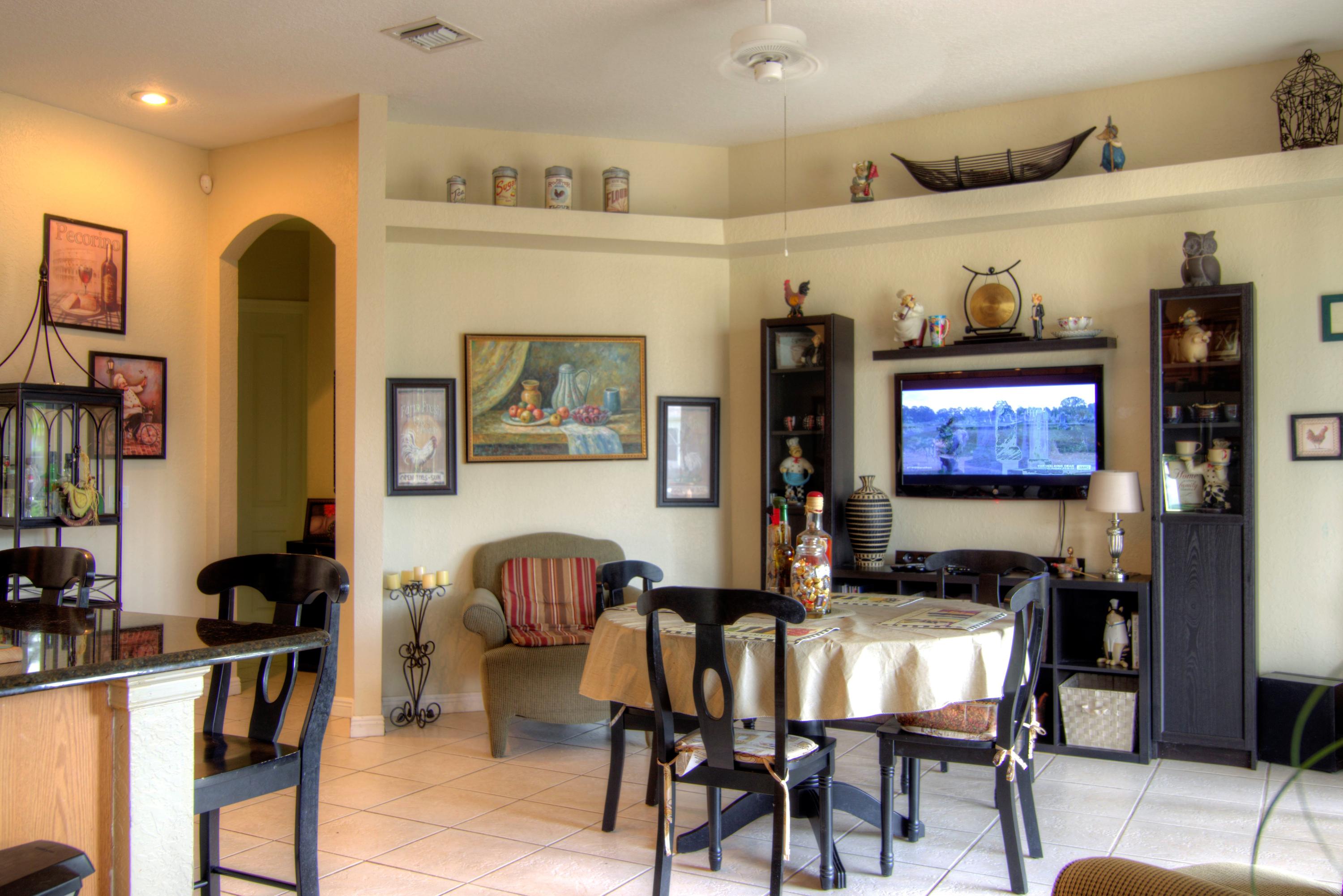 4002 Southwest Jarmer Road Port St. Lucie, FL 34953 - Photo 8 of 17 dining 2