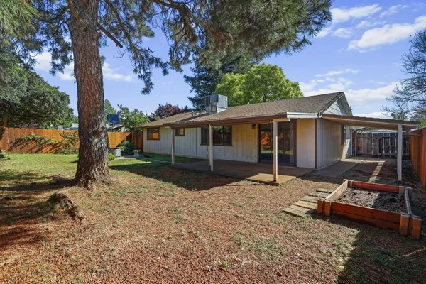 $328,500 | 3778 Scorpius Way, Redding, CA 96002