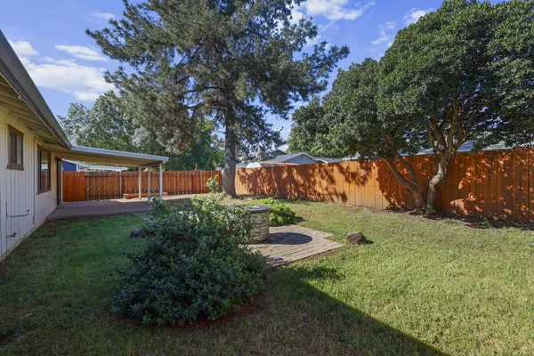 $328,500 | 3778 Scorpius Way, Redding, CA 96002