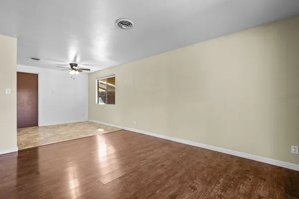 $328,500 | 3778 Scorpius Way, Redding, CA 96002