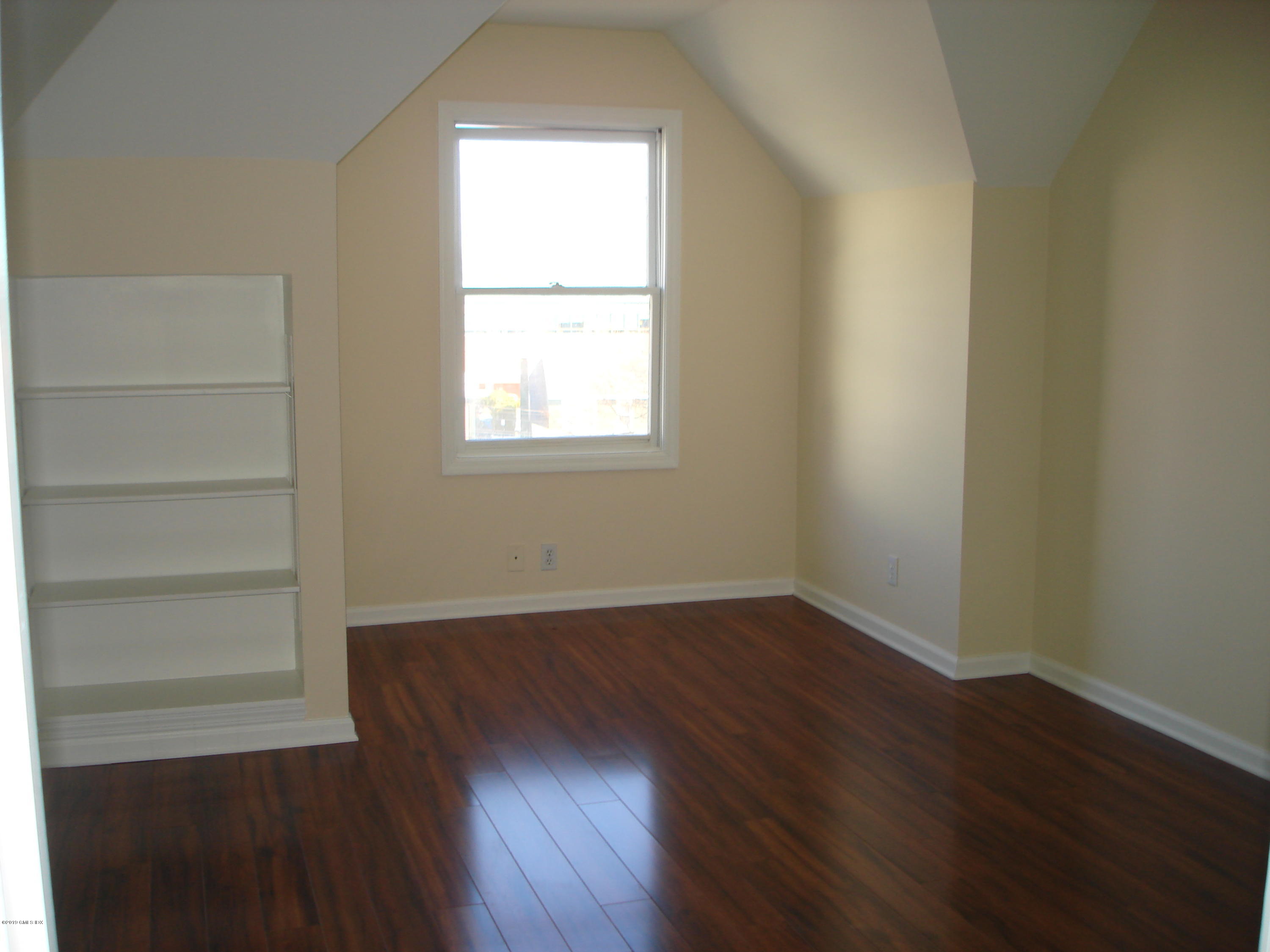 25 Field Point Road Greenwich, CT 06830 - Photo 4 of 5 DSC08483