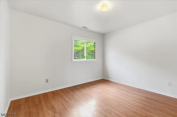 $2,295 | 8 Augusta Drive, Unit 8, Vernon, NJ 07462