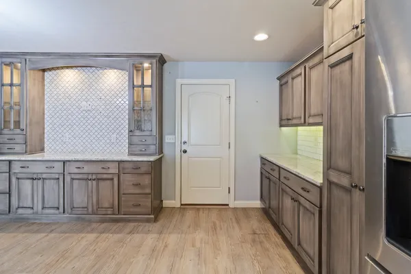 $389,900 | 1915 Dunraven Road, Bloomington, IL 61704