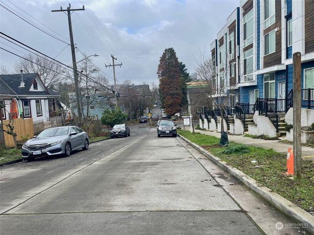 $651,700 | 2204 East Fir Street, Seattle, WA 98122