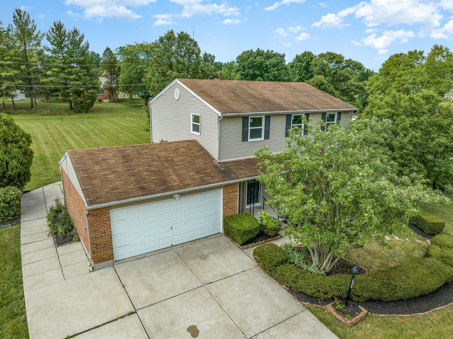 1215 Waycross Road Forest Park, OH 45240 - Photo 4 of 33