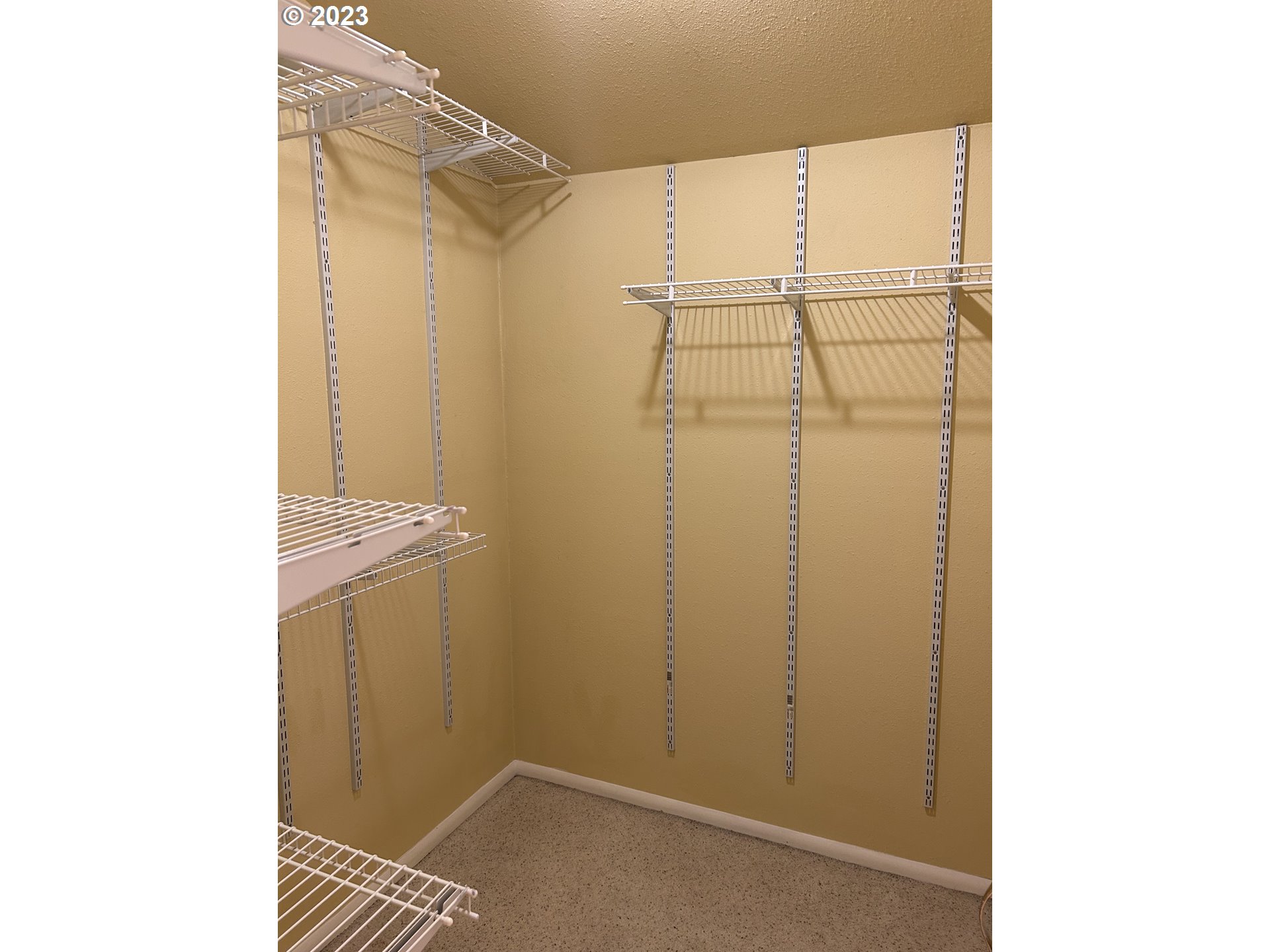 6558 Thurston Road Springfield, OR 97478 - Photo 10 of 26 a room that has a bed and a window