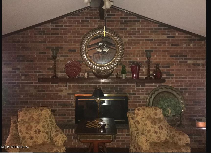 12001 Debarah Road Jacksonville, FL 32220 - Photo 4 of 13 livingfireplacedeborah