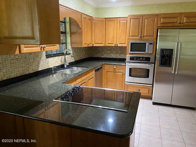 12001 Debarah Road Jacksonville, FL 32220 - Photo 5 of 13 kitchenfull