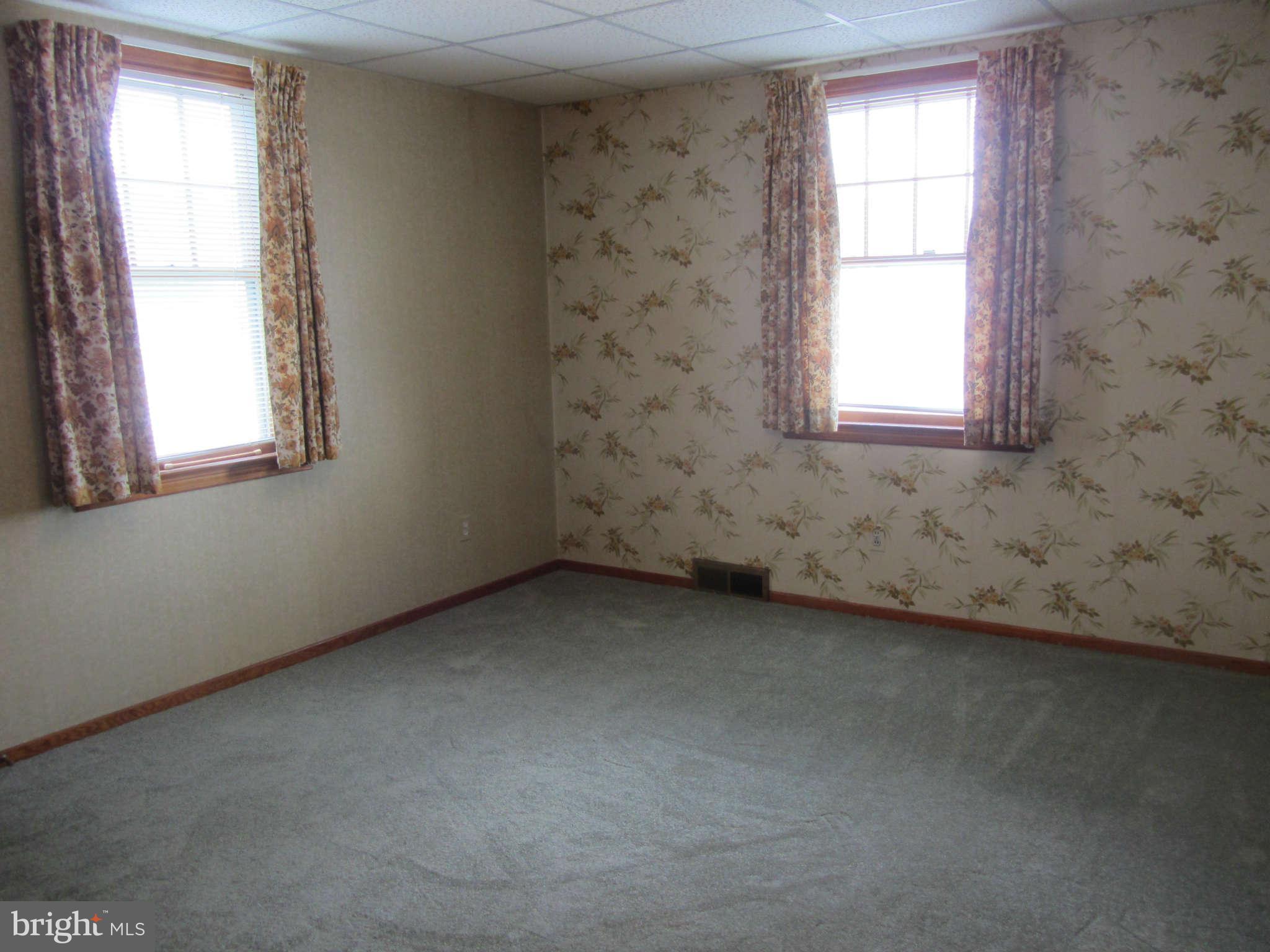 4603 Raspe Avenue Baltimore, MD 21206 - Photo 5 of 16 Bedroom Master