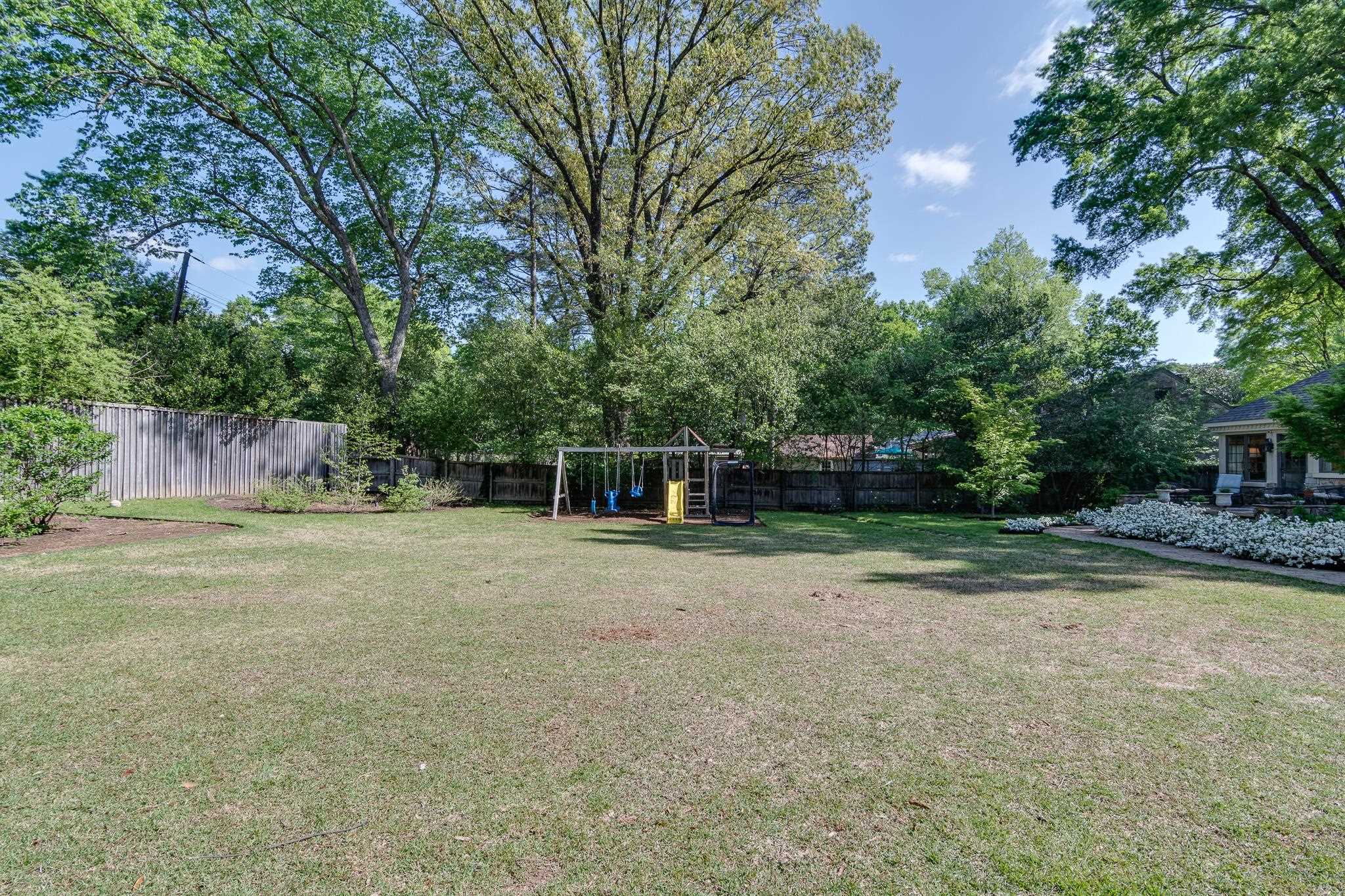 263 North Rose Road Memphis, TN 38117 - Photo 25 of 25 a fire hydrant in the middle of a field