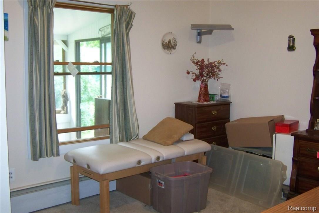 610 Young Road White Lake, MI 48383 - Photo 11 of 24 Many bedrooms