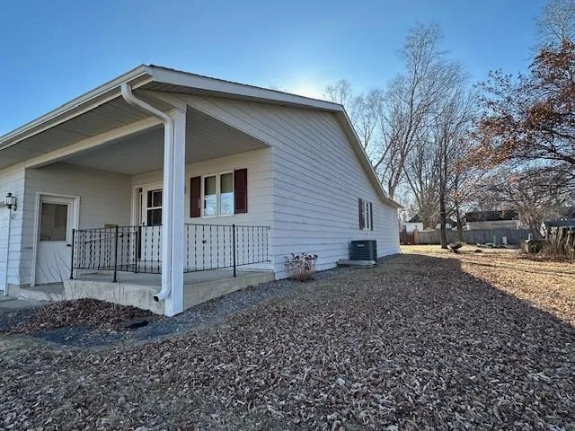 $139,000 | 623 12th Street, Windom, MN 56101