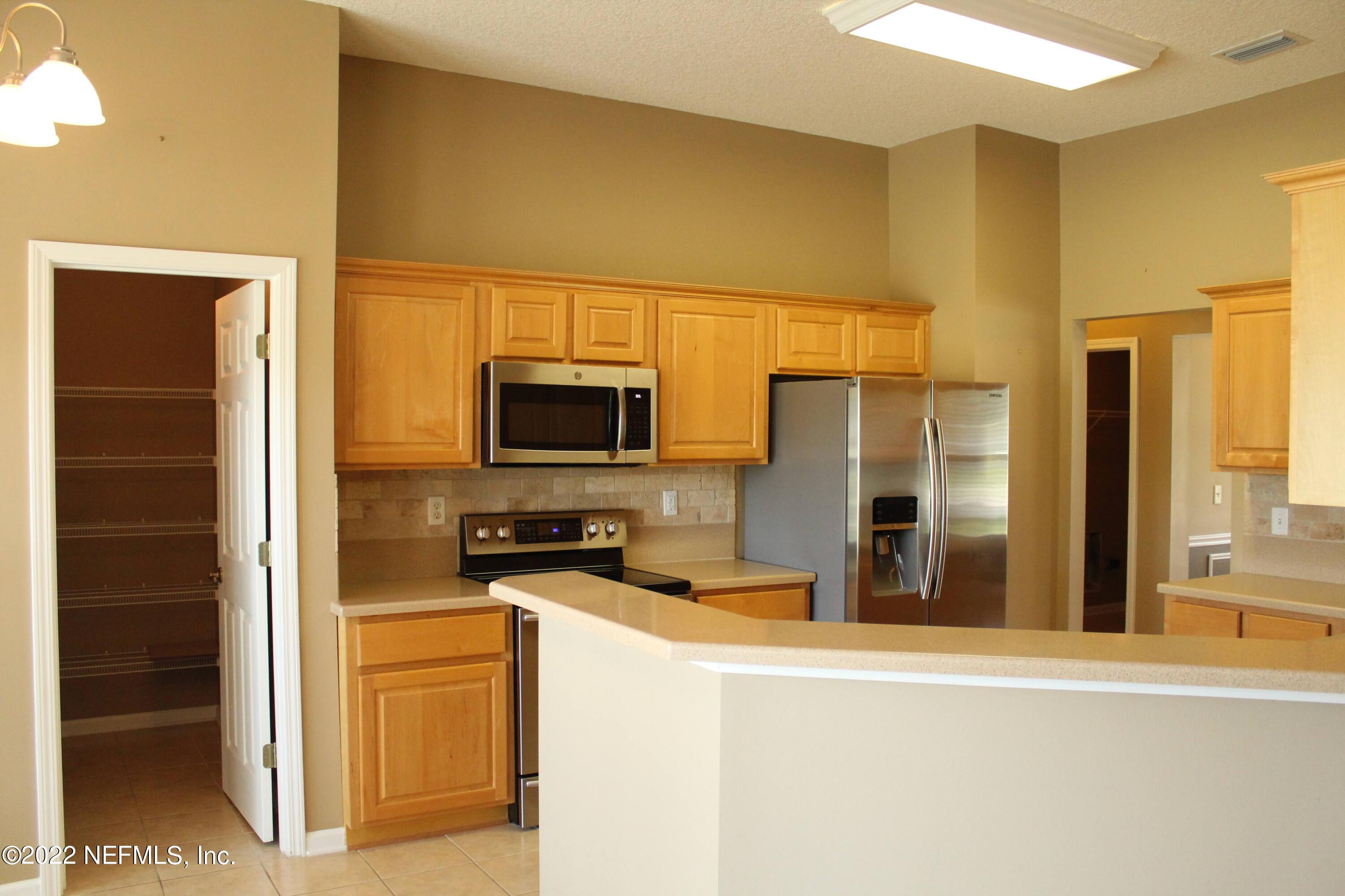 2856 Longleaf Ranch Circle Middleburg, FL 32068 - Photo 12 of 43 IMG_7824