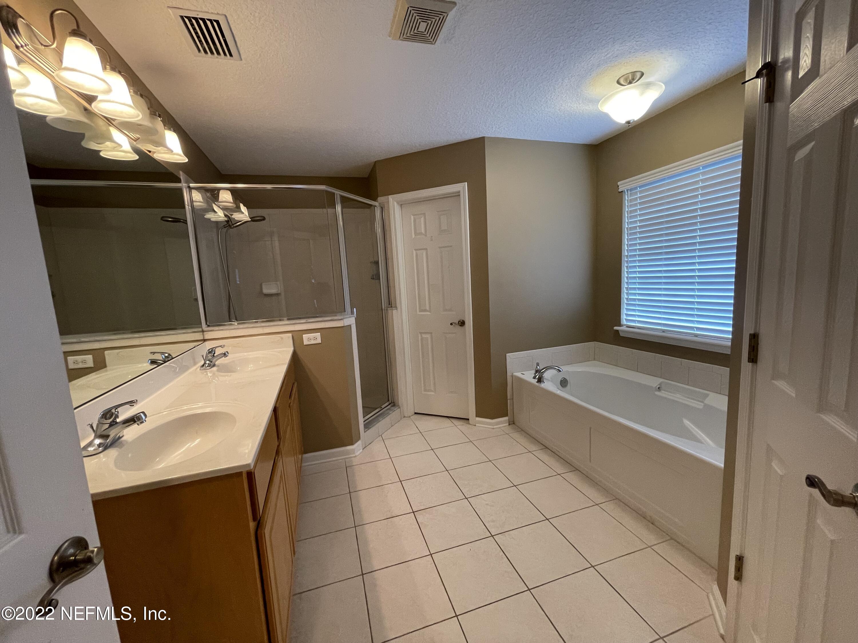 2856 Longleaf Ranch Circle Middleburg, FL 32068 - Photo 32 of 43 IMG_5485