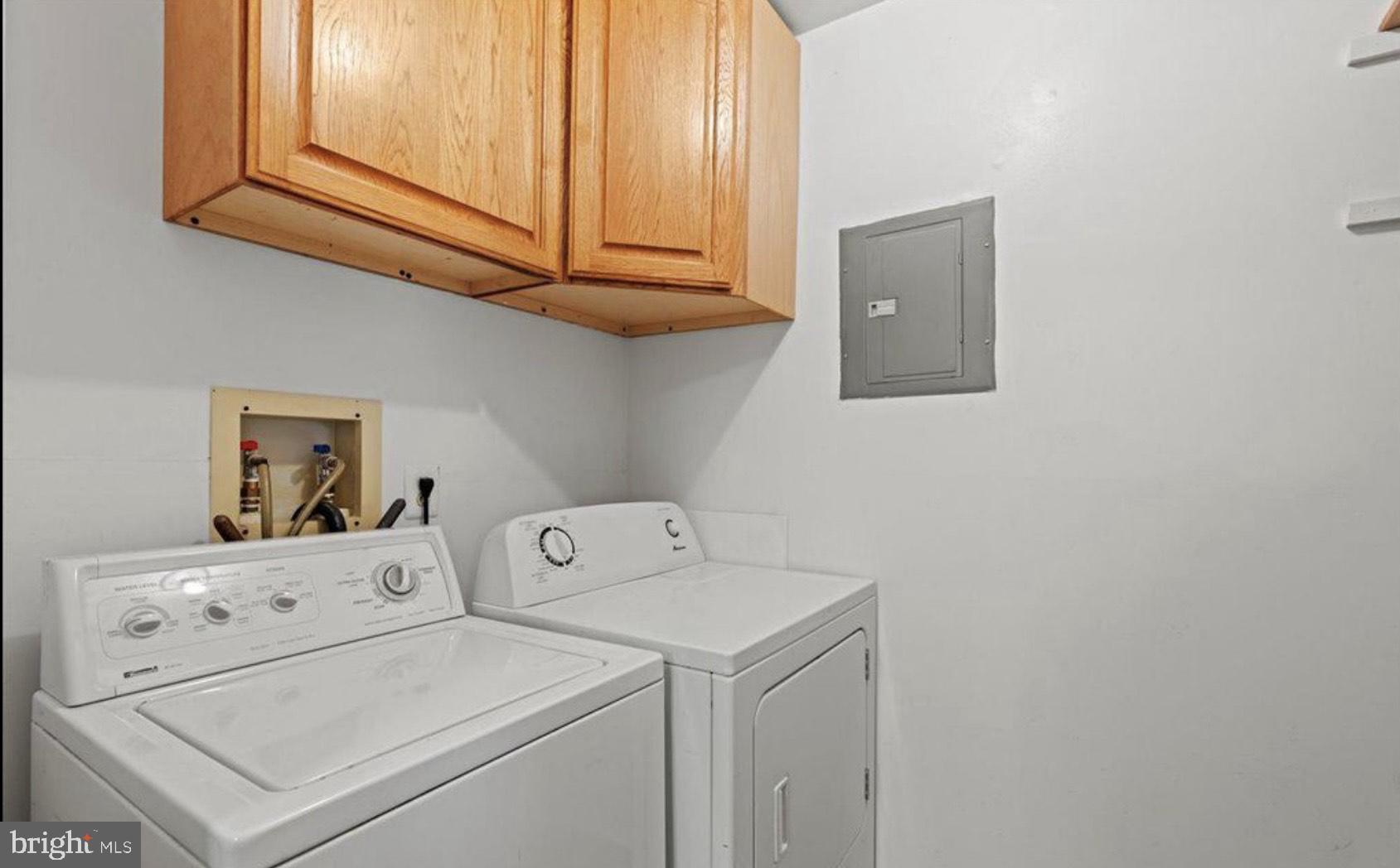 1202 Maresfield Marlton, NJ 08053 - Photo 11 of 23 Laundry Room