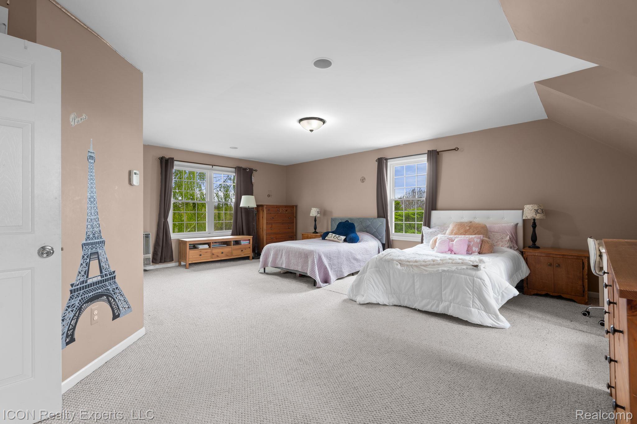 5128 Baldwin Road Metamora, MI 48455 - Photo 38 of 68 Bedroom with carpet floors and vaulted ceiling