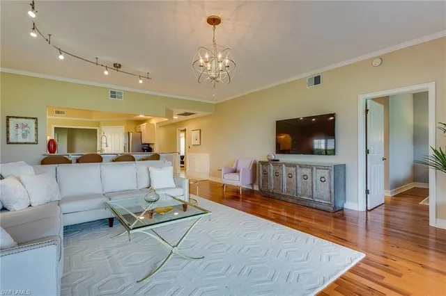 $9,000 | 8177 Saratoga Drive, Unit 1002, Naples, FL 34113