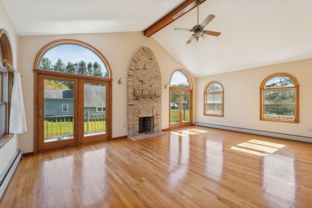 788 Smith Neck Road Dartmouth, MA 02748 - Photo 3 of 38