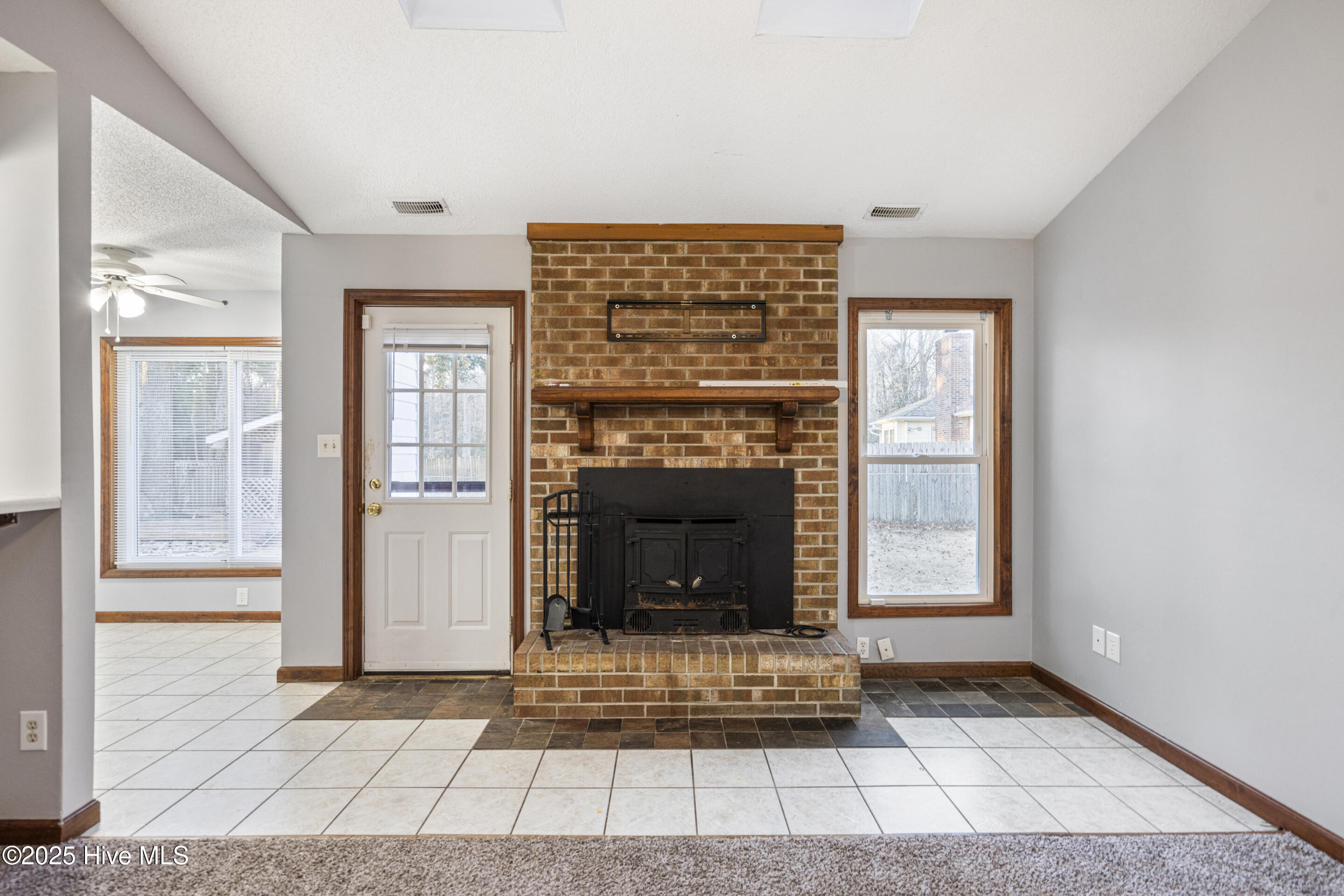 284 Raintree Road Jacksonville, NC 28540 - Photo 13 of 44 mls-DSC05256