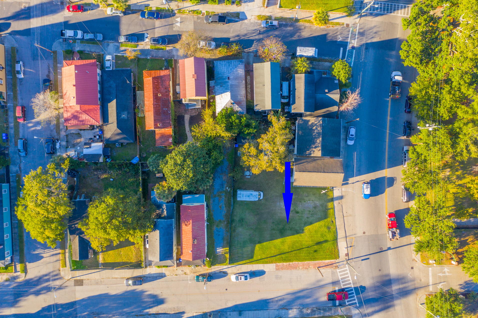 975 King Street Charleston, SC 29403 - Photo 14 of 17 DJI_0571.pdnmarker