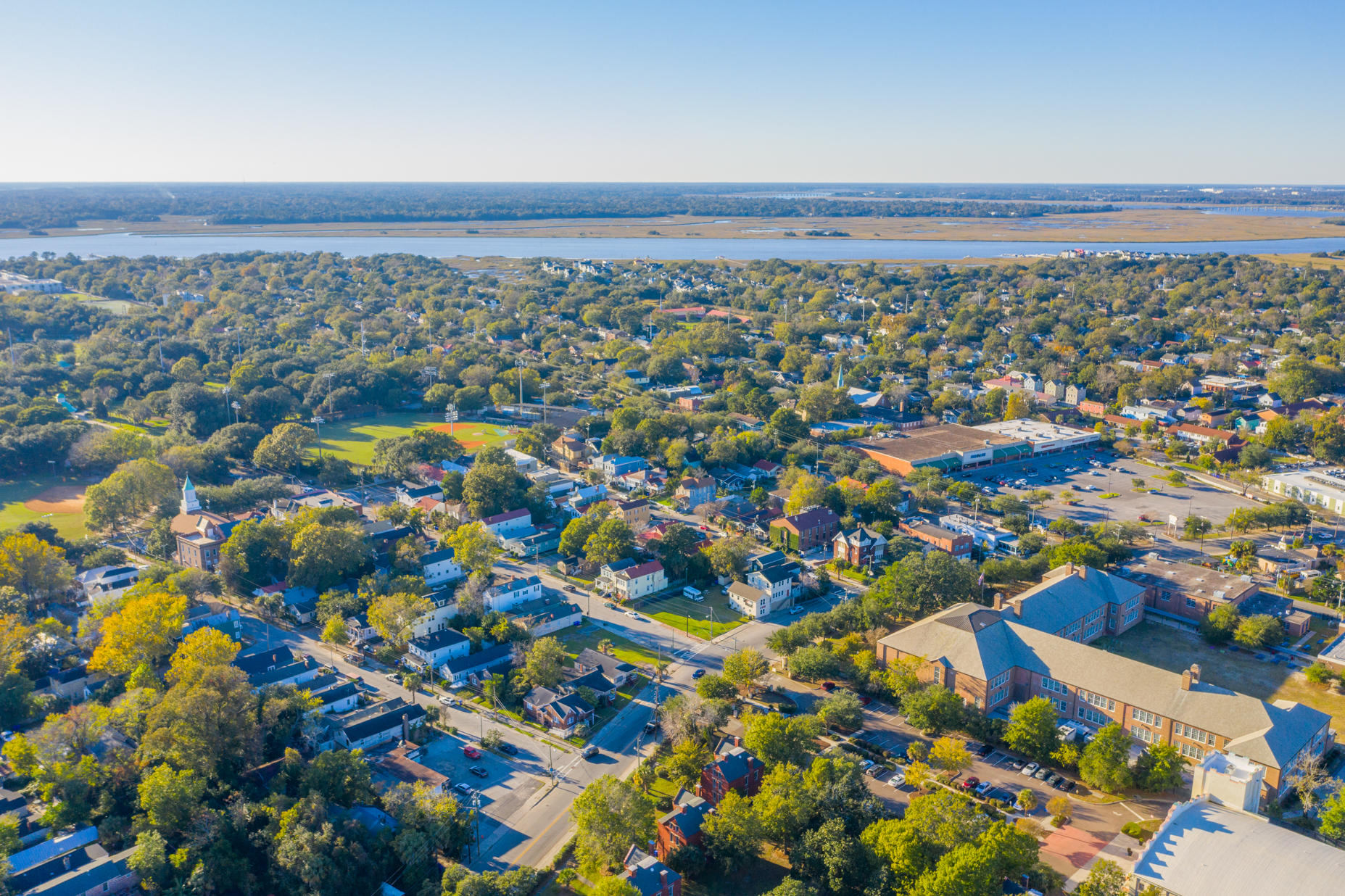 975 King Street Charleston, SC 29403 - Photo 9 of 17 DJI_0564